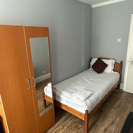 Ruxley Rooms Sidcup Exteriör bild