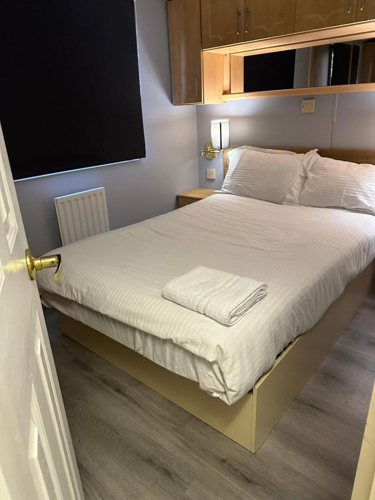 Ruxley Rooms Sidcup Exteriör bild