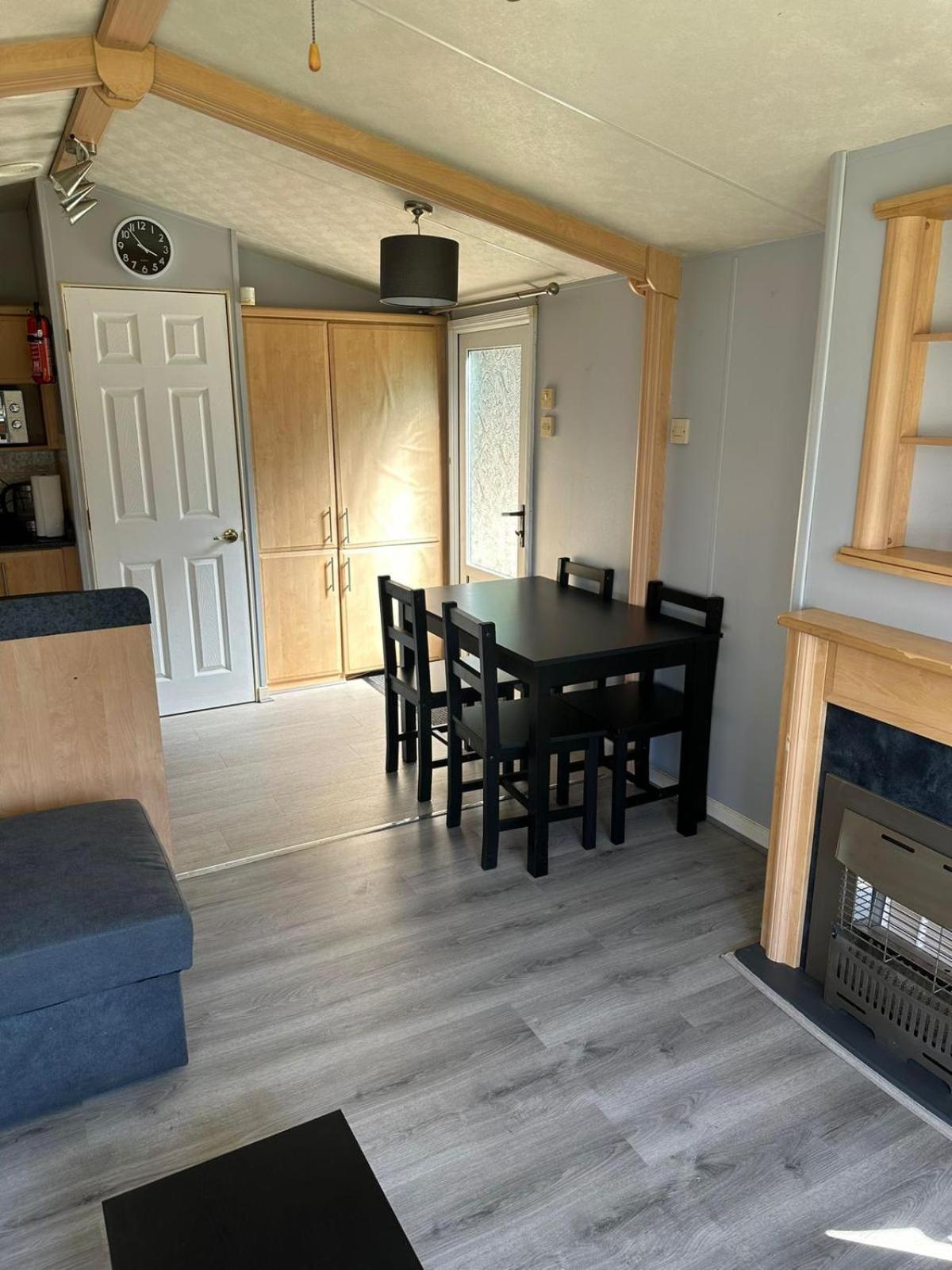 Ruxley Rooms Sidcup Exteriör bild